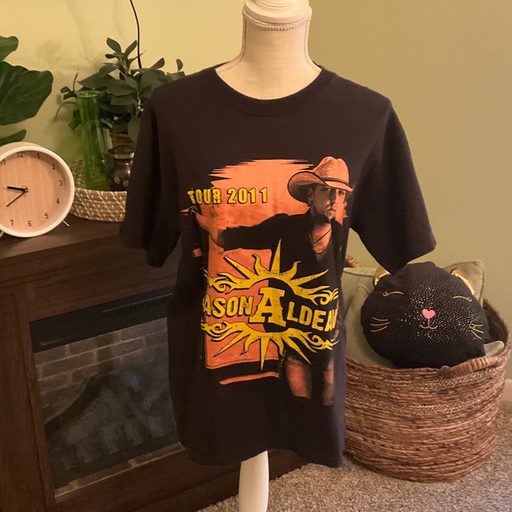 Size Large Jason Aldean 2011 Tour Concert Tee, Great Condition!
